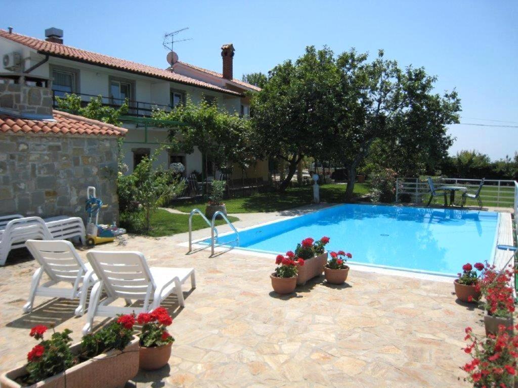 Apartments Ficur With Swimming Pool & Grill, Portorož Buitenkant foto