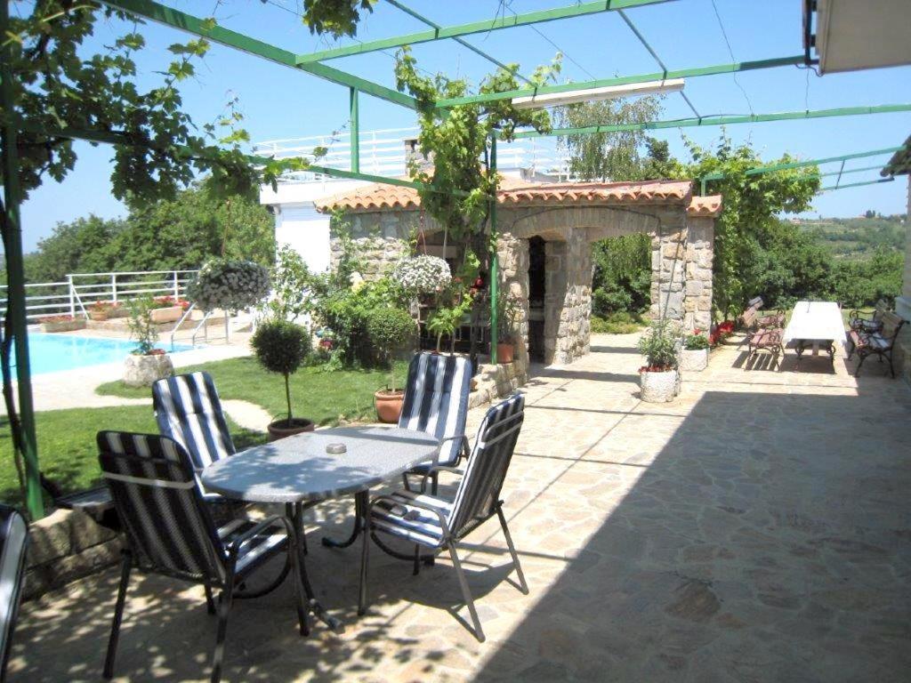 Apartments Ficur With Swimming Pool & Grill, Portorož Buitenkant foto
