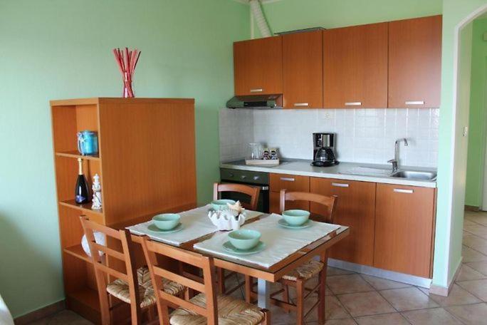 Apartments Ficur With Swimming Pool & Grill, Portorož Buitenkant foto