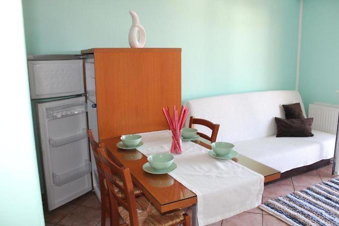 Apartments Ficur With Swimming Pool & Grill, Portorož Buitenkant foto